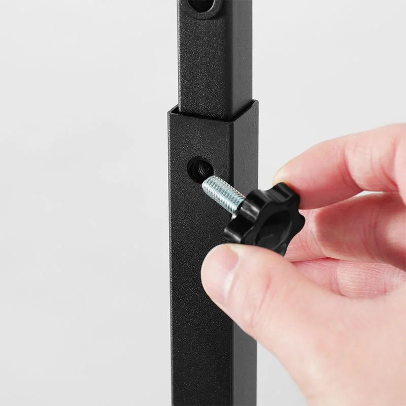 ノブボルトでの高さ調節