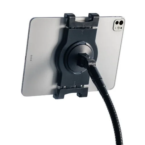 タブレットを装着したホルダー背面