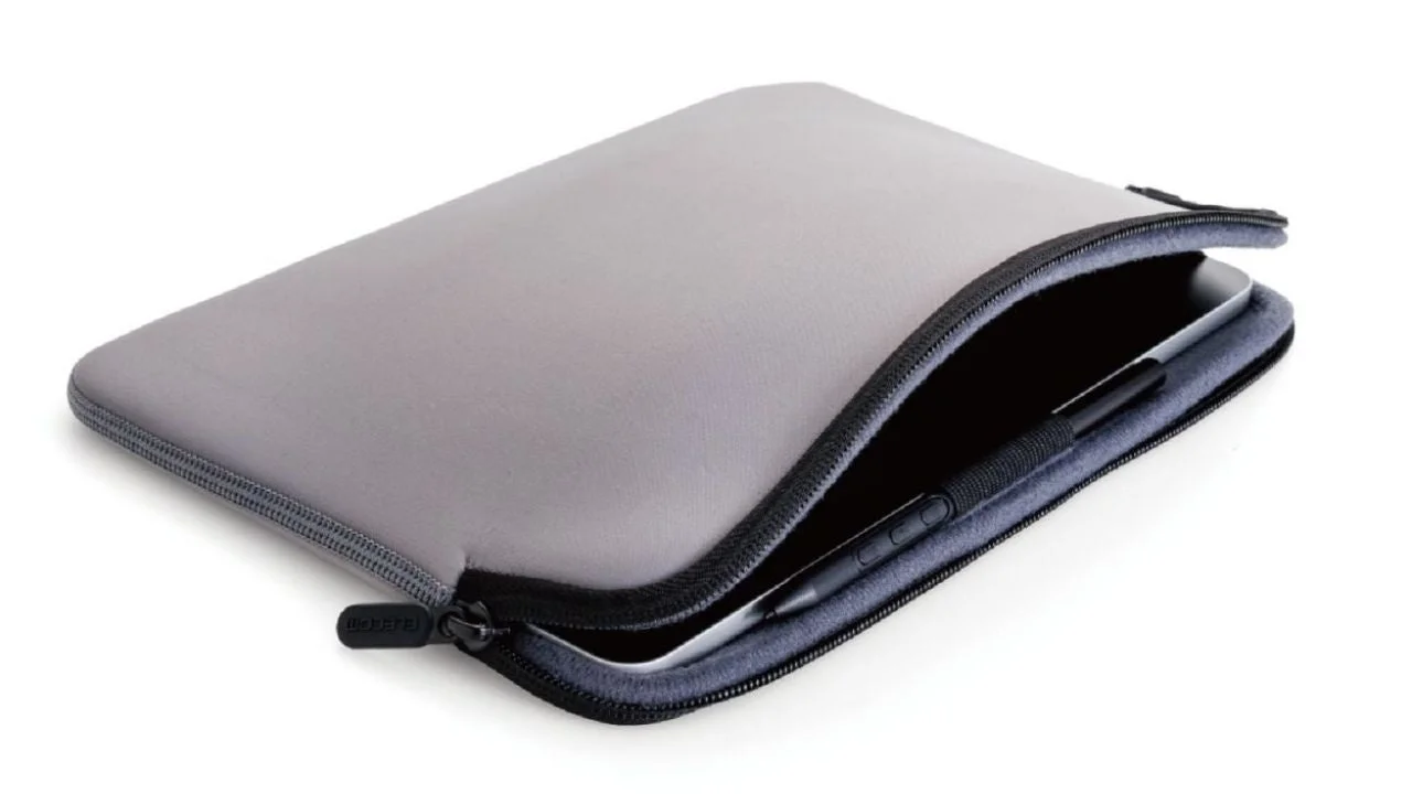 インナーケースの内部とペンホルダー