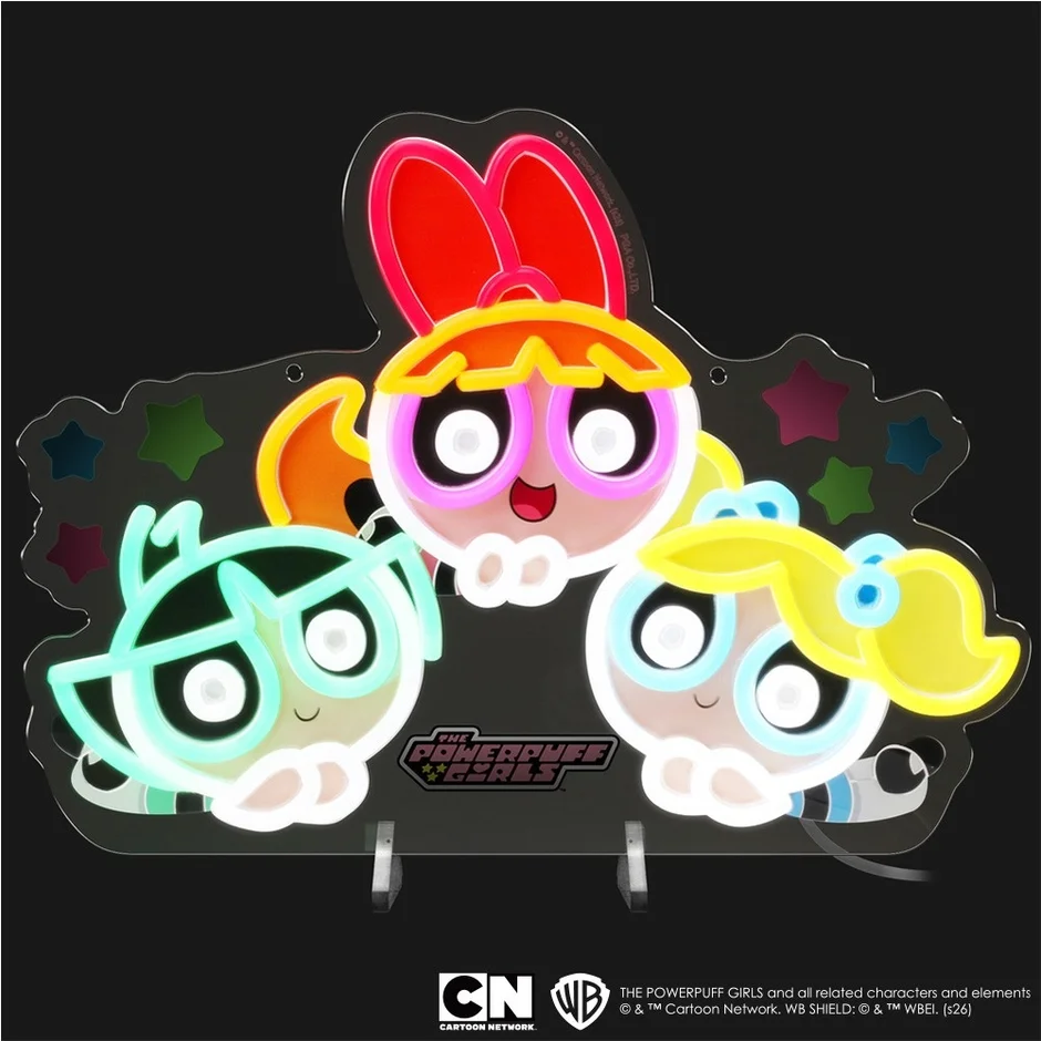 光るキャラクター全体像