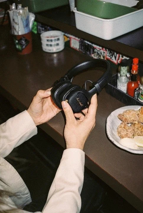Marshallヘッドホンと食事
