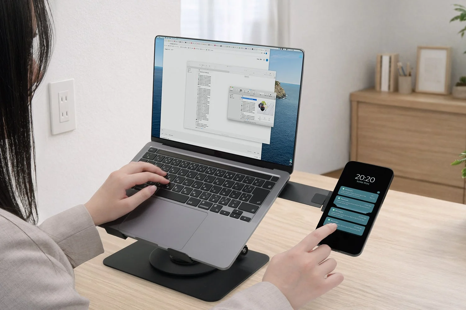オウルテック、MagSafeスマホホルダー付きノートPCスタンド「OWL-PCSTD09」を新発売！快適な作業環境を実現