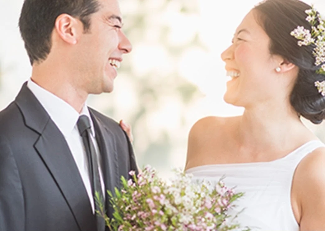 結婚式の新郎新婦