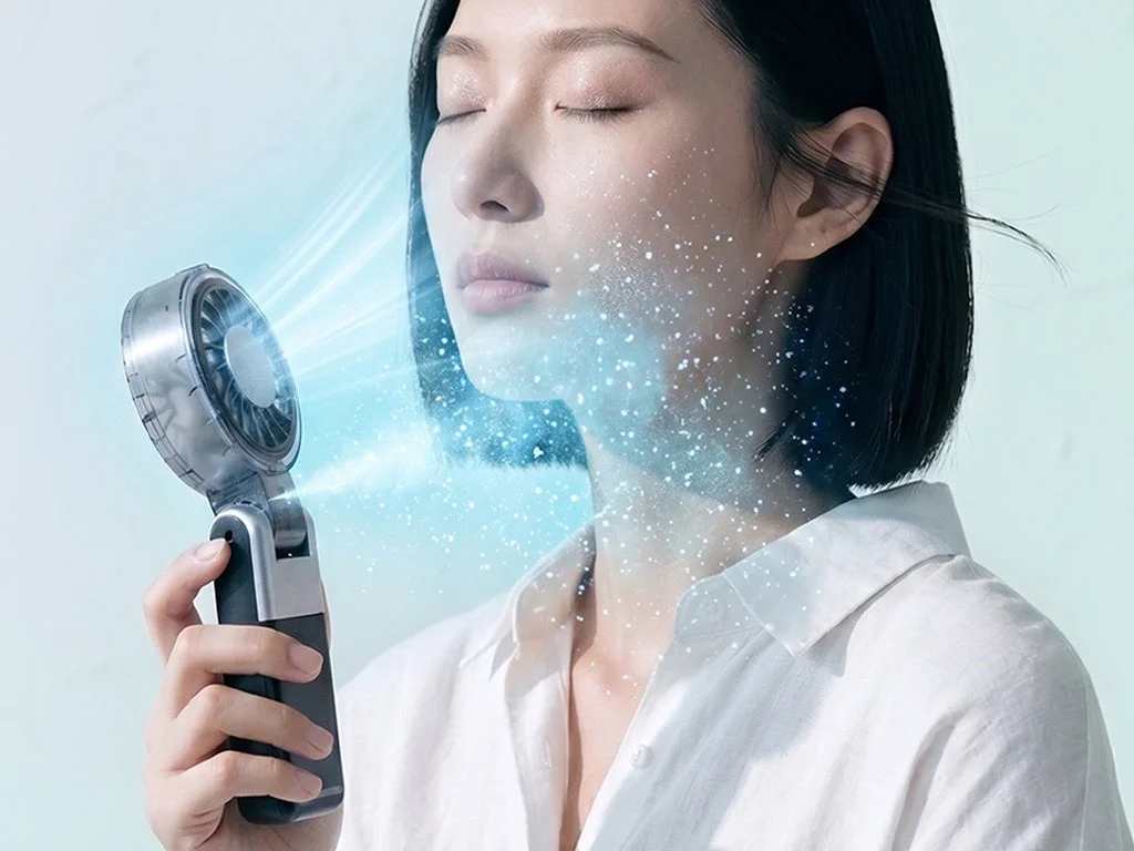 猛暑の救世主！風速6.7m/s×ミスト「ひんやり気化冷却ハンディファン」が新登場