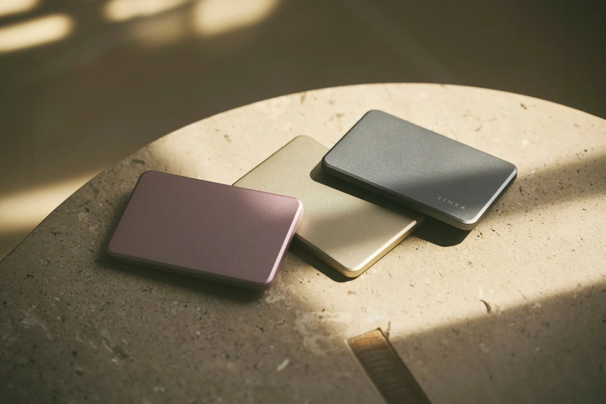 【新発売】LINKAから、かわいいと機能性を両立したモバイルバッテリー「グロウチャージ」が登場