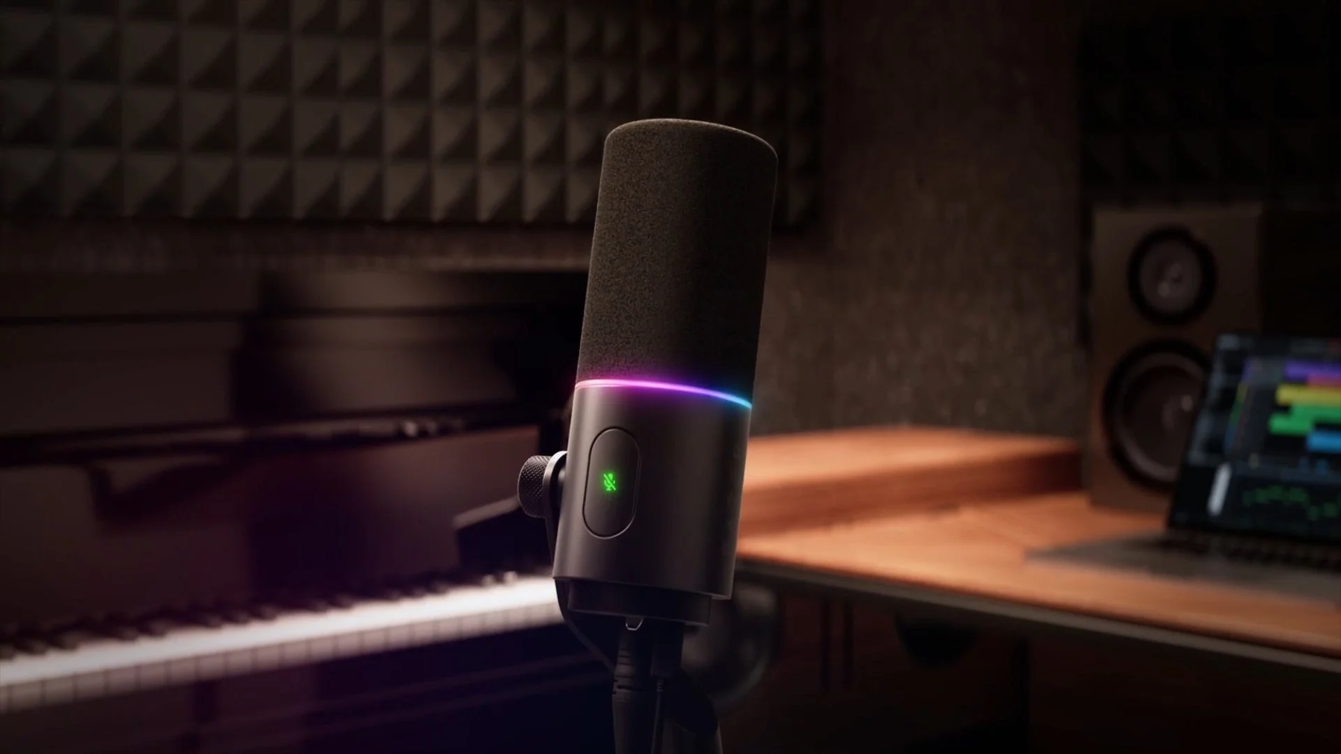 Razer Seiren V3 Proが置かれた録音スタジオ