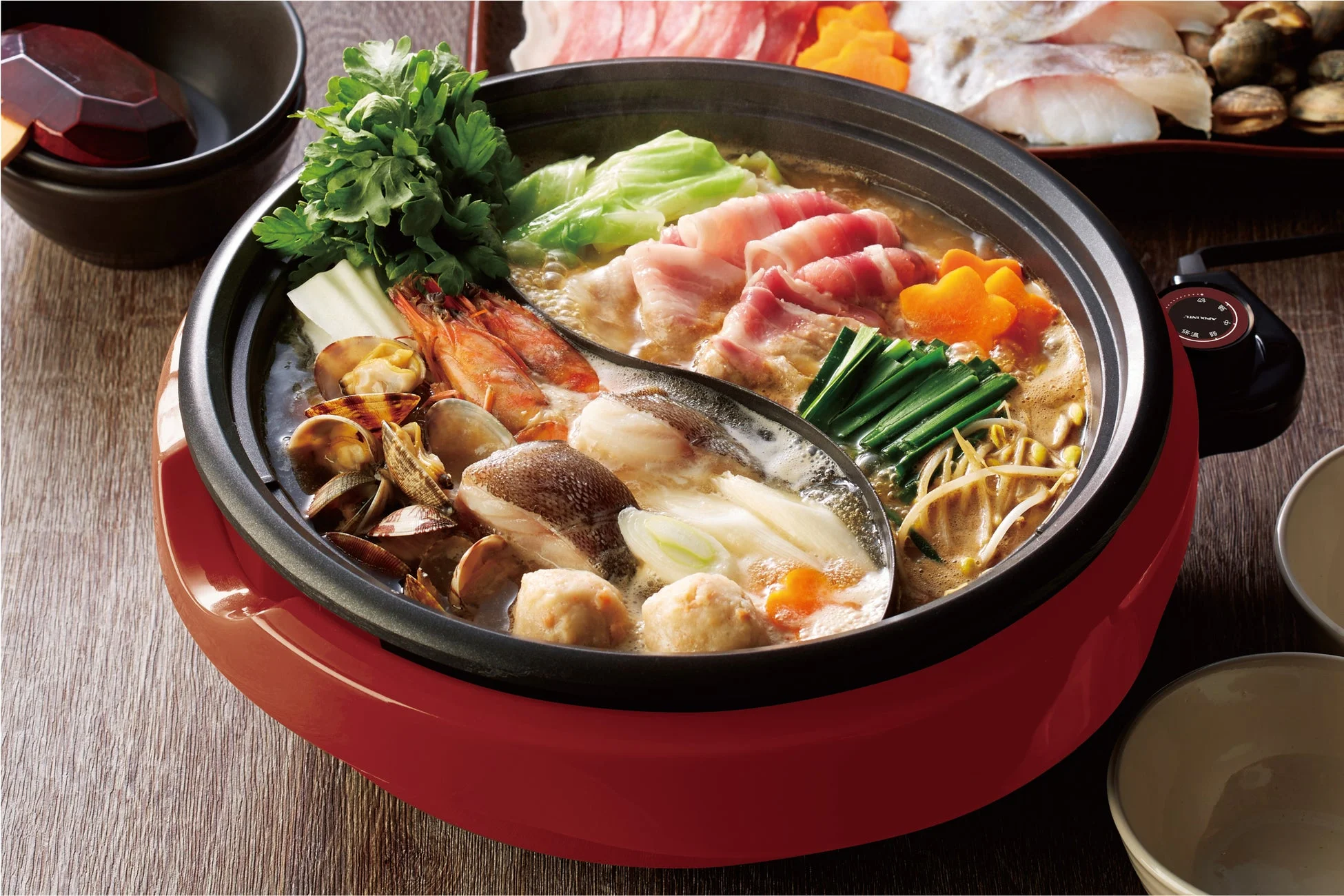 海鮮と豚肉の鍋料理
