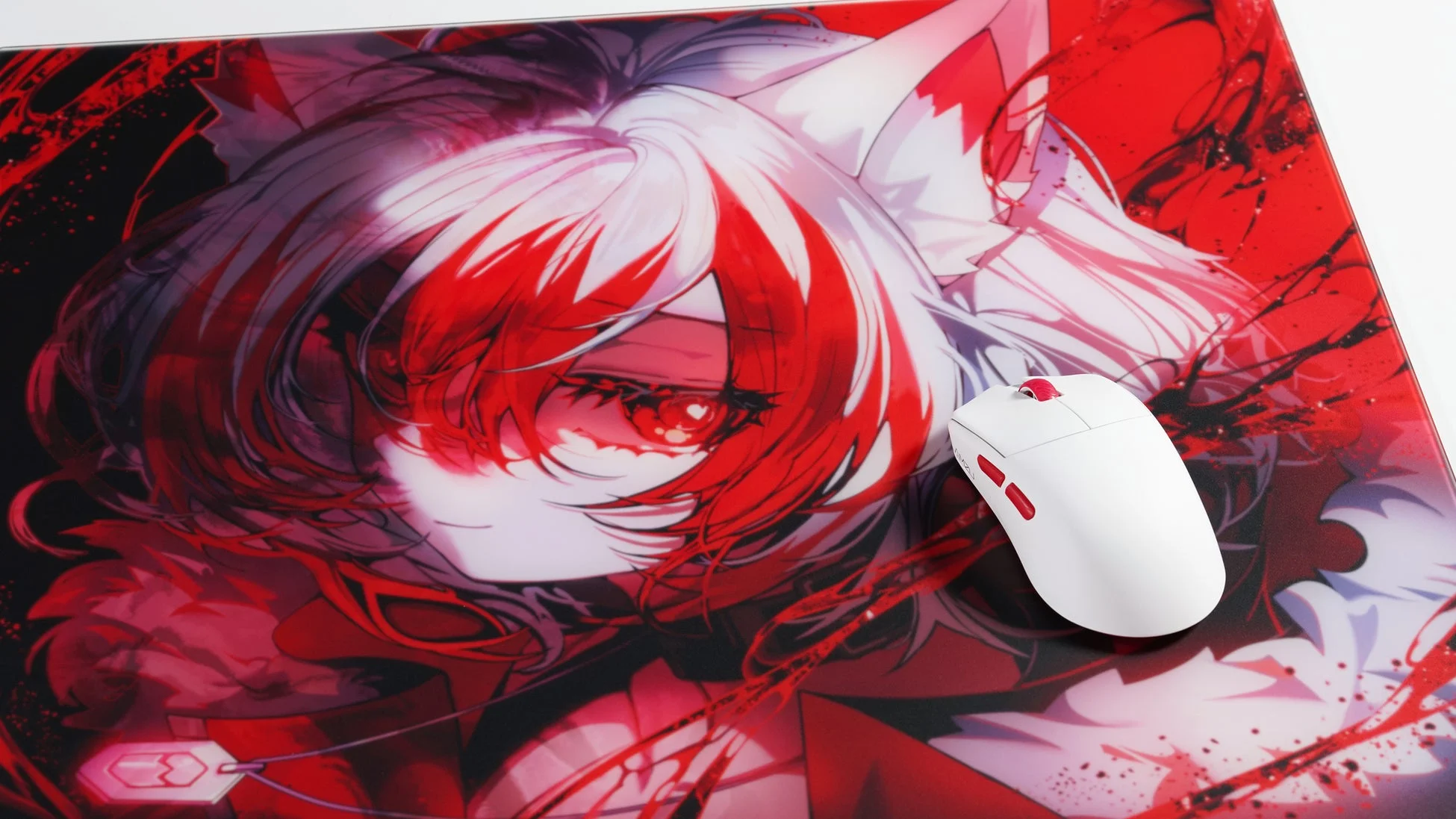 ガラス全面のアートワーク
