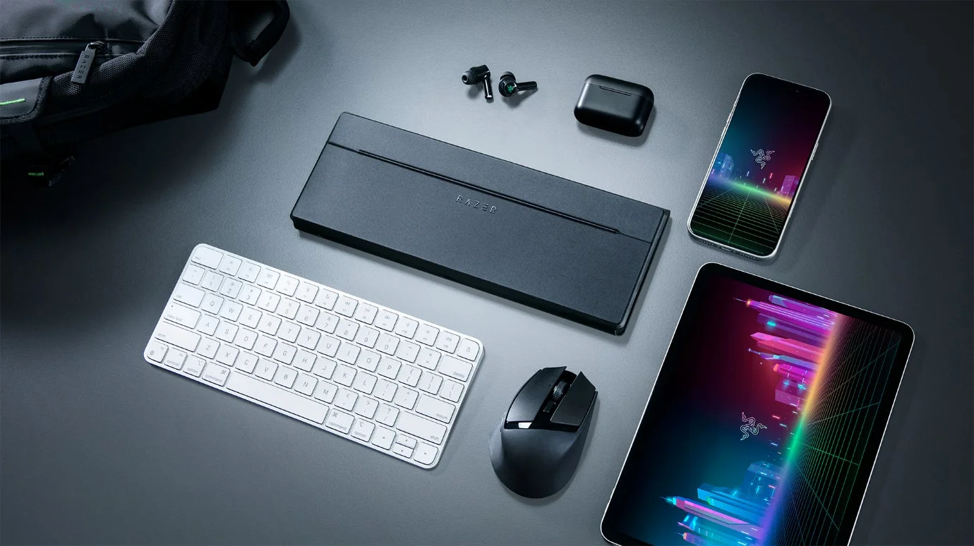 Razerから新登場！ポータブルキーボードを保護し、スタンドにもなる「Razer Travel Case Folio」が発売