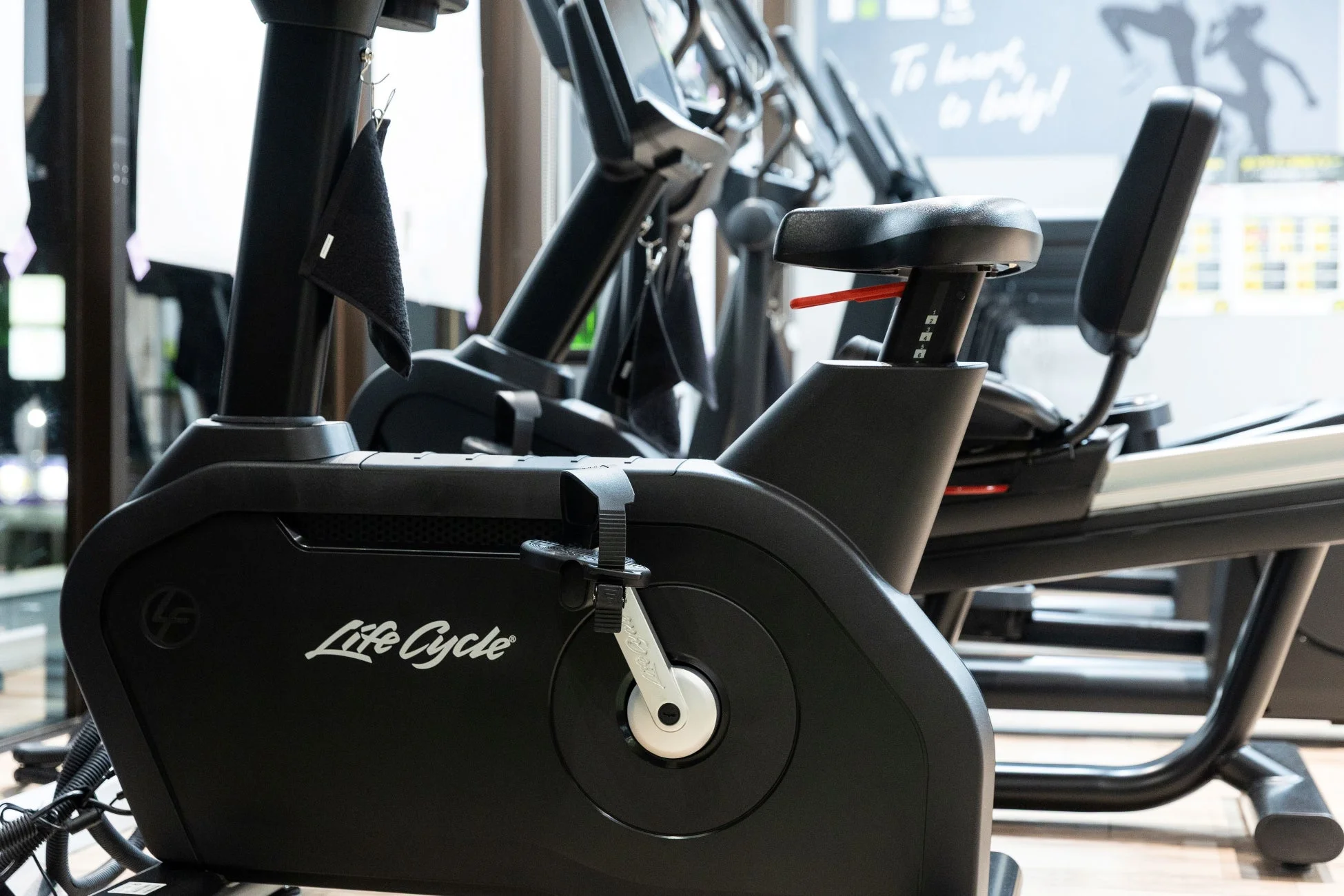 Life Fitnessのエアロバイク