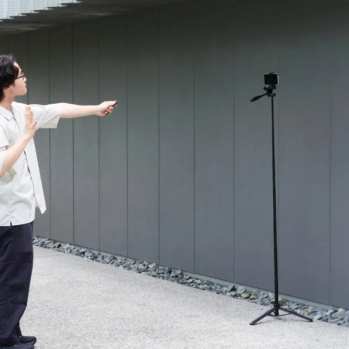 男性が2WAYタイプを使用