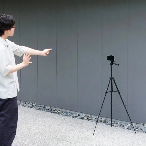 男性が軽量タイプを使用