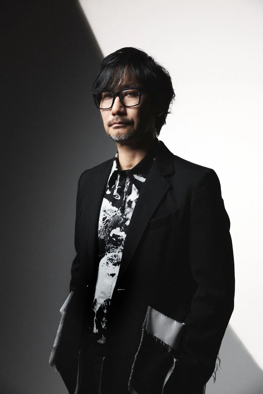 小島秀夫氏のポートレート