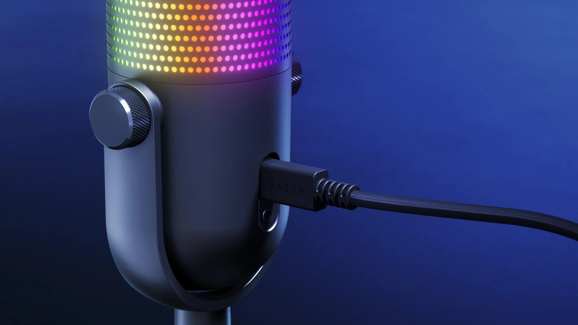 Razer Seiren V3 Chroma 32-Bit DSPのクローズアップ