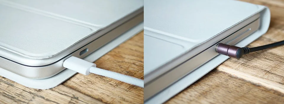 Neo Folioを装着したままケーブルを接続