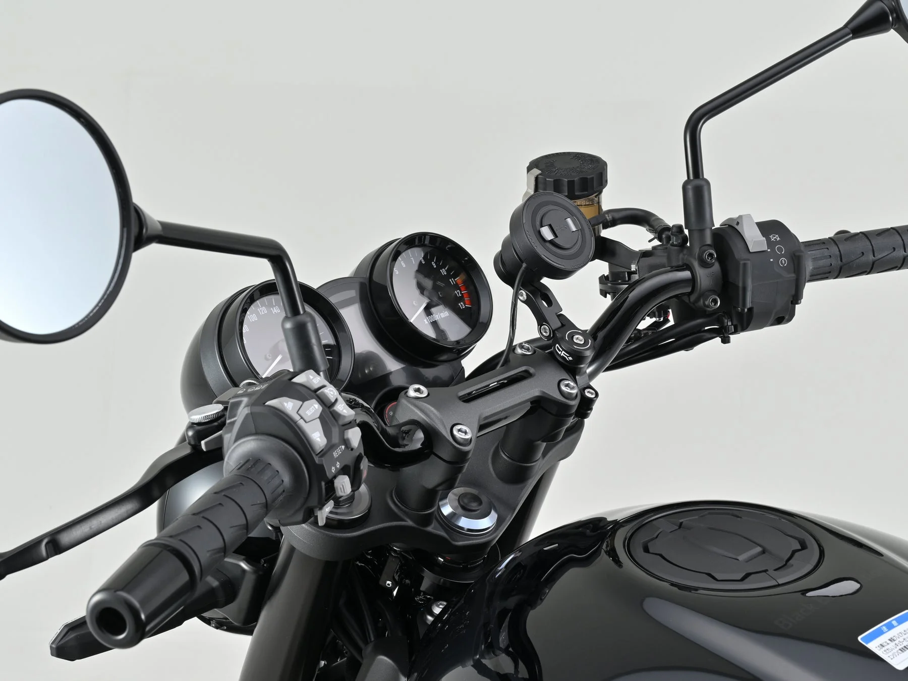 GR-MW65 Bar Mount 装着イメージ