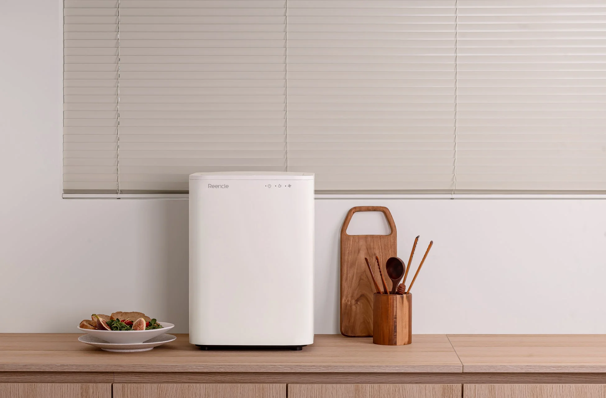 家庭用ハイブリッド式生ごみ処理機「Reencle Basic」が8月14日より一般販売開始！