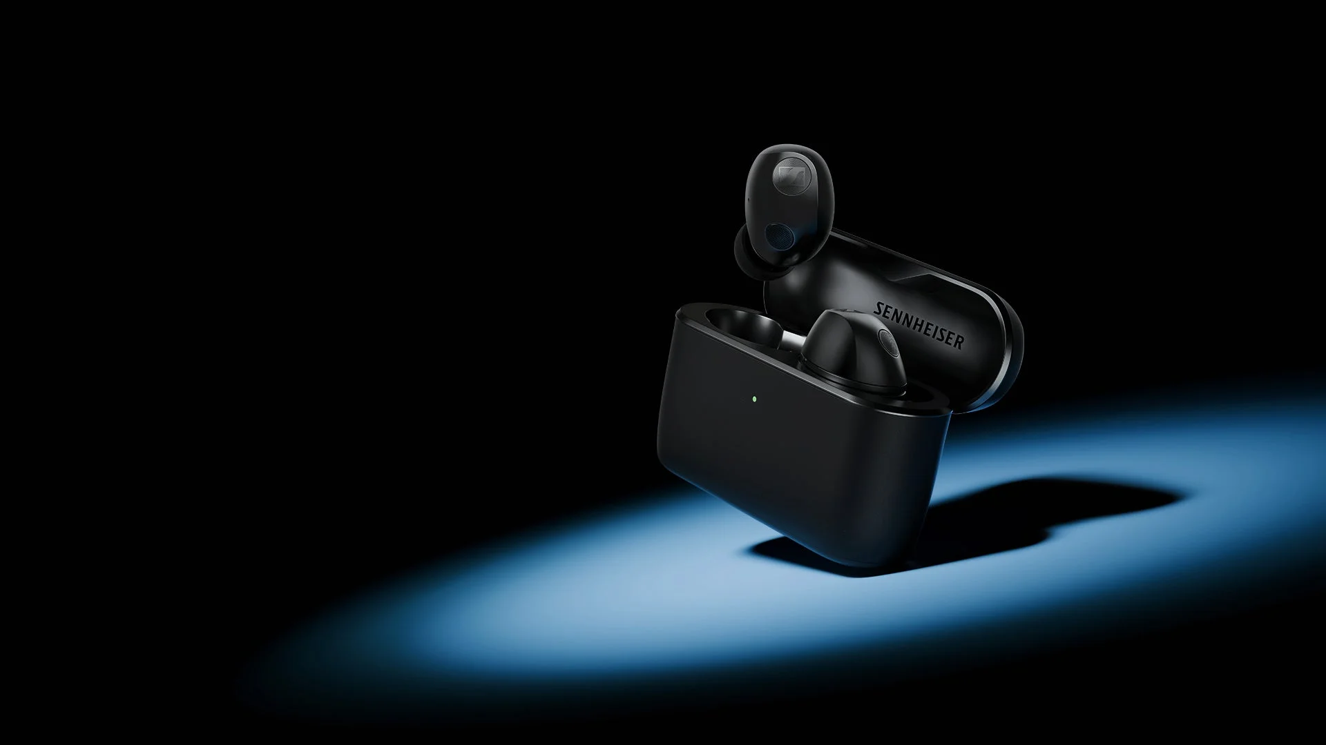 ゼンハイザーから初のユーザー交換可能バッテリー搭載ワイヤレスイヤホン「MOMENTUM True Wireless 5」が新登場