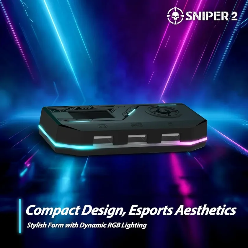 eスポーツ向けのコンパクトなゲーミングデバイスが、ダイナミックなRGBライティングを特徴とし、青とピンクのネオンライトが光る未来的な背景に配置されています