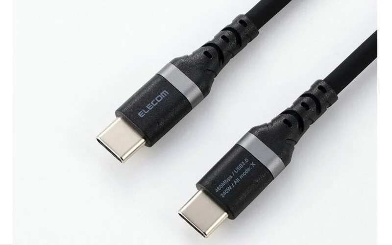 ELECOM製のUSB Type-Cケーブルが2本写っています