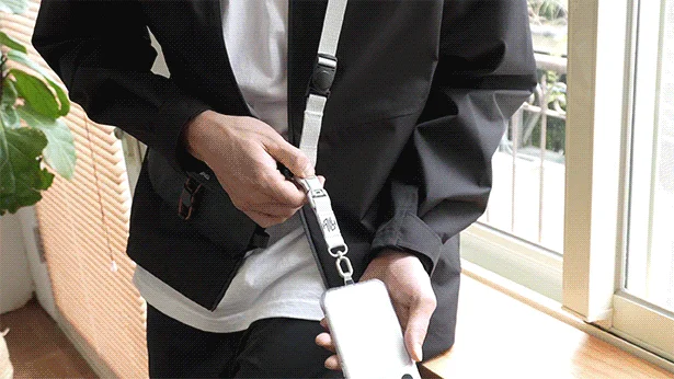 スマホの着脱