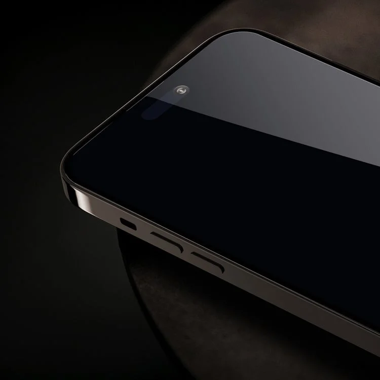 黒いスマートフォンのクローズアップ
