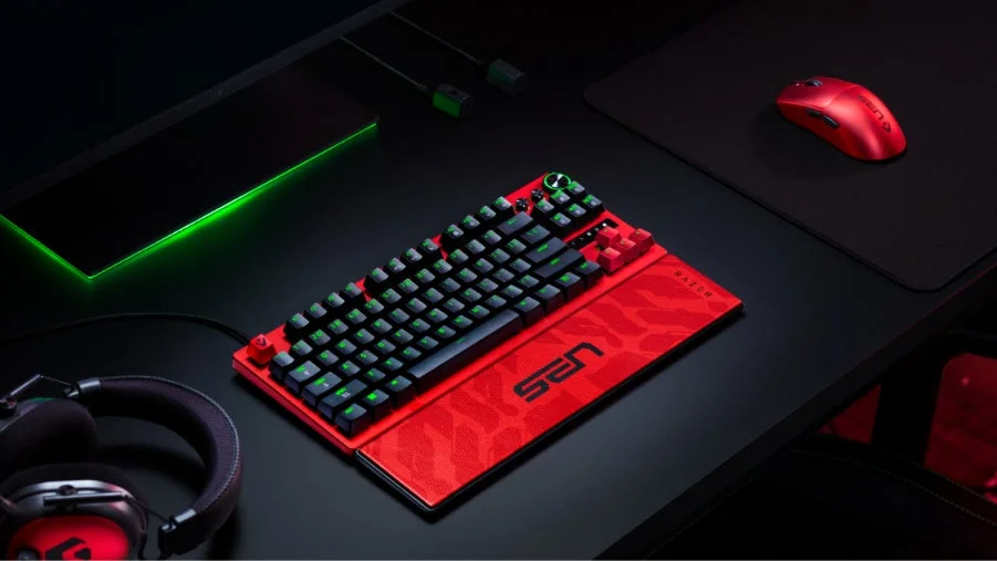 Sentinelsデザインのゲーミングセットアップ